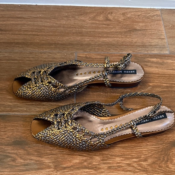 Sesto Meucci Black and Gold Woven Sandals - Picture 3 of 4